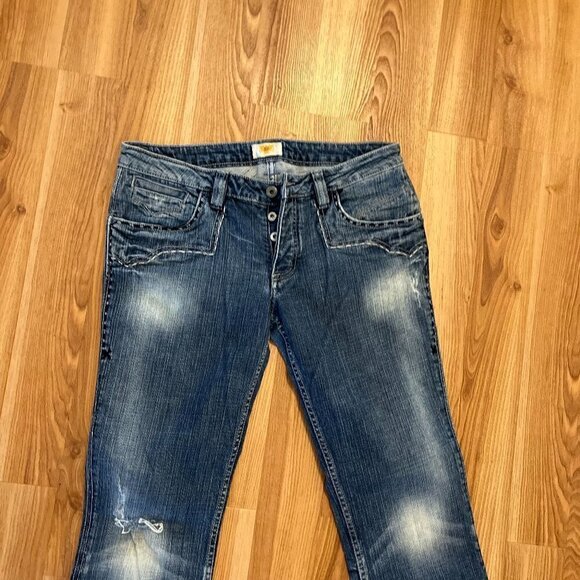Antik Denim Woman's BoHo/Bohemian Embroidered Jeans Sz 31 - Picture 5 of 12